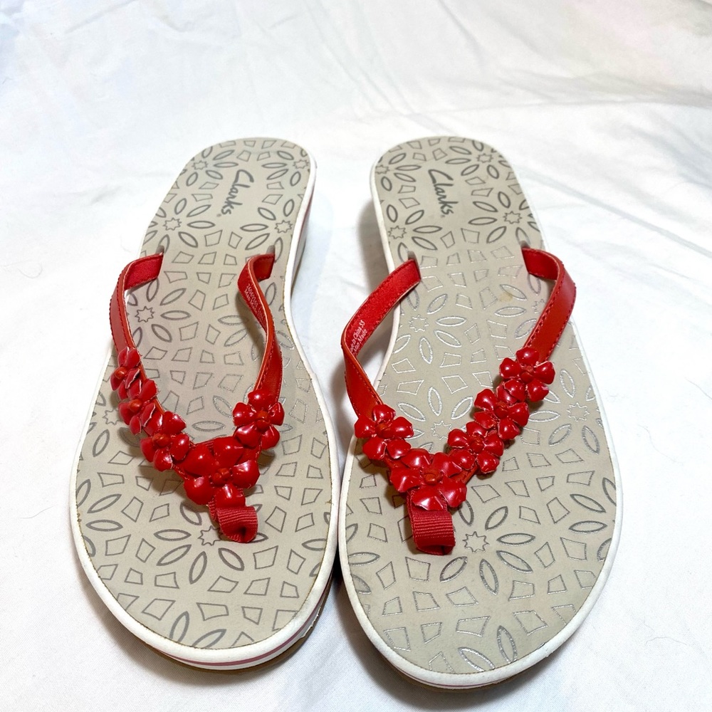 Clarks | Red Strap | Womens | Slip one | Size 10M | Stylish Sandals